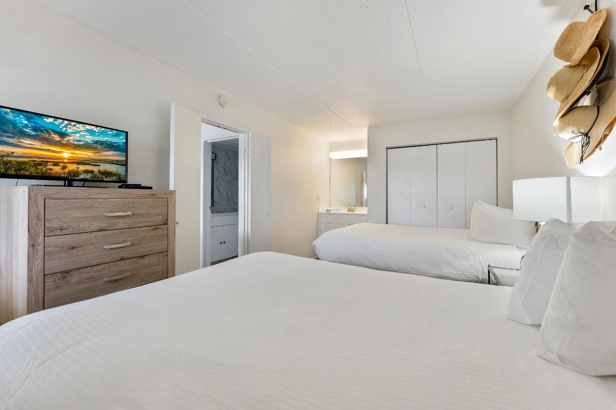 Beachcomber Resort Avalon Ngoại thất bức ảnh